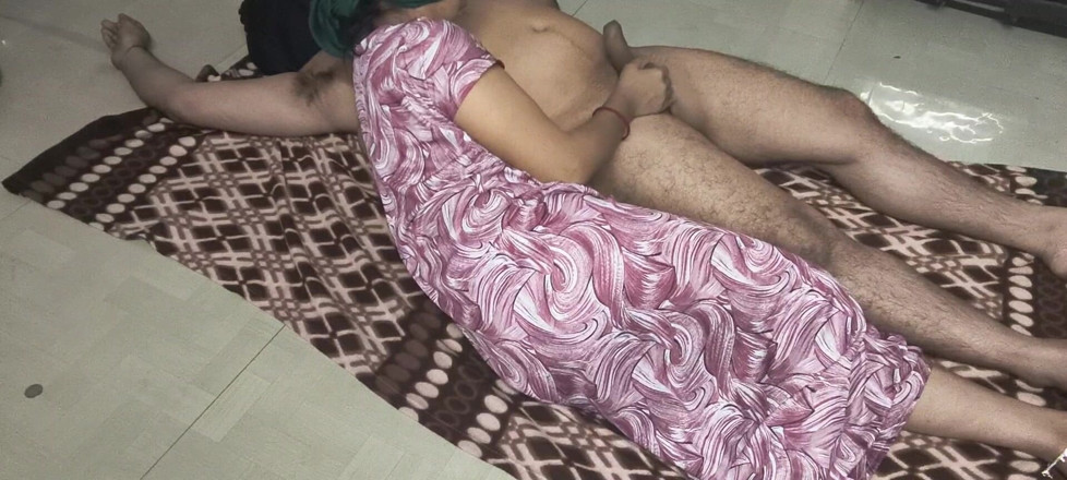 Sex with Anjali: Бхабхи с Pura Chus Liya, полный хинди аудио подарок на новый год