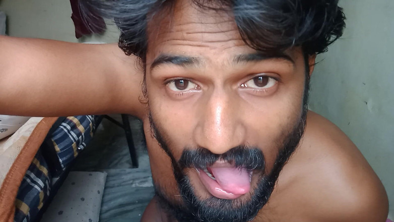 KUMBHA MANOJ KUMAR: Xhard a été accusé en Inde