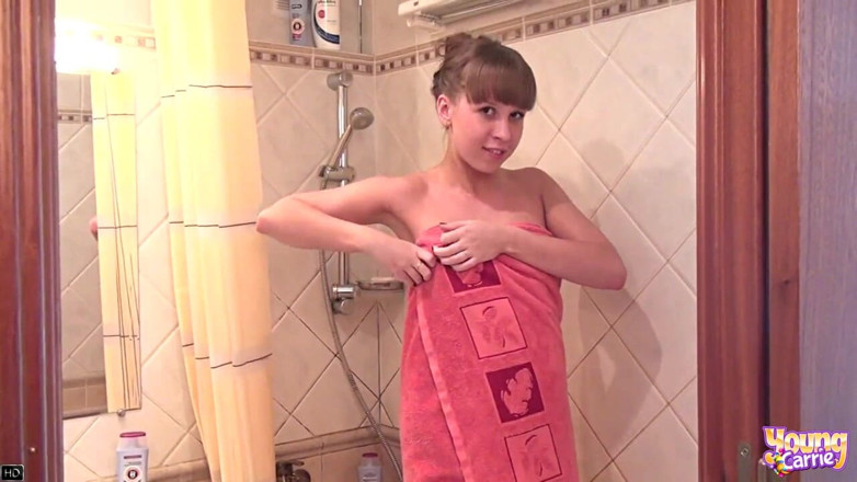 Young Carrie: Sexy Teen Young Carrie Showers Naked