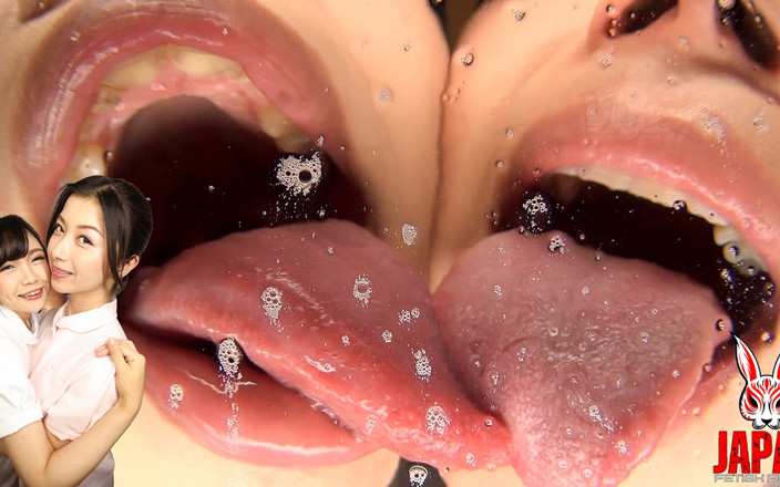 Japan Fetish Fusion: Iori et Tsubaki Kato te traitent en te crachent sur...