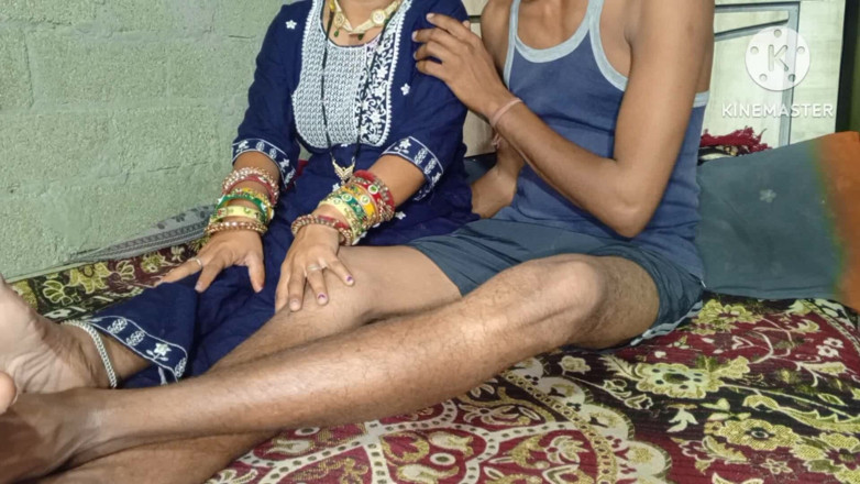 Amrita: Adik tiri desi ngentot