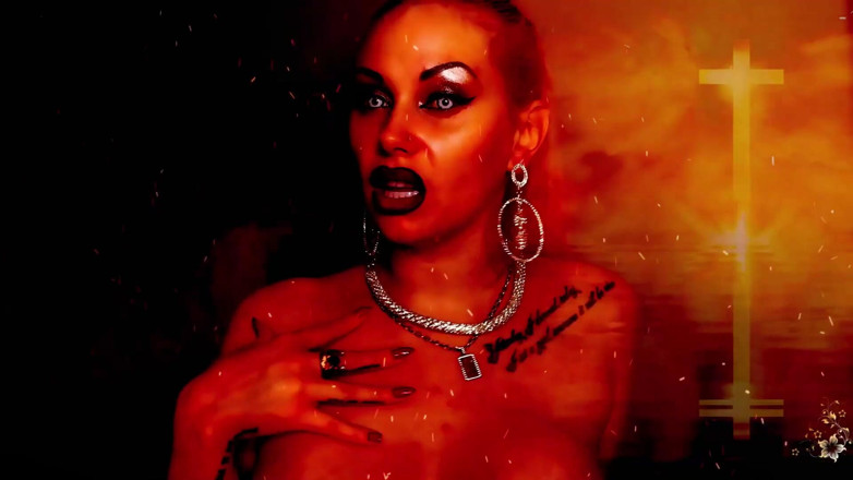 Goddess Misha Goldy: ASMR anti-religieuse envoûtante ! Donnez votre âme et votre corps au diable !