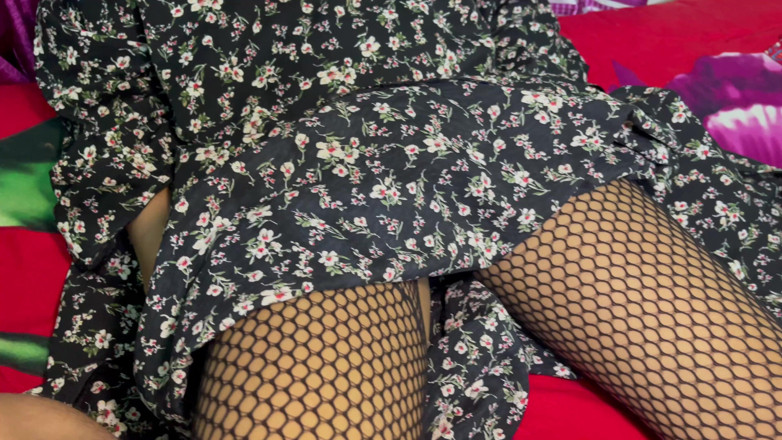 Riya Chowdhury: Strávit kvalitní čas s mojí sexy přítelkyní v domě mých přátel