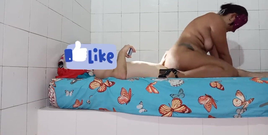 Pikaa6: 操我的继兄女友