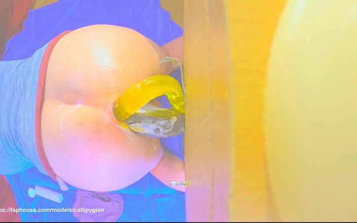 dolphinboy: 2 Dildos Gleichzeitig Versuchen 2