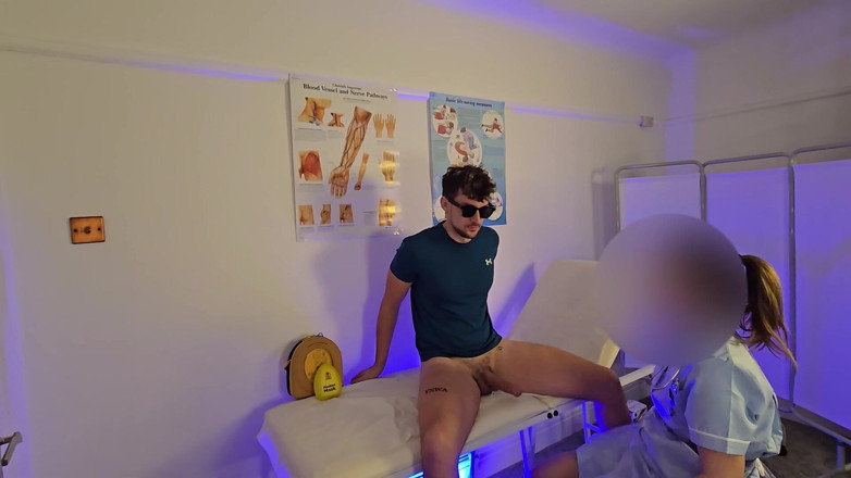 Mr LDN Lad: Une Vraie Infirmière Britannique Me Suce Dans Une Clinique!