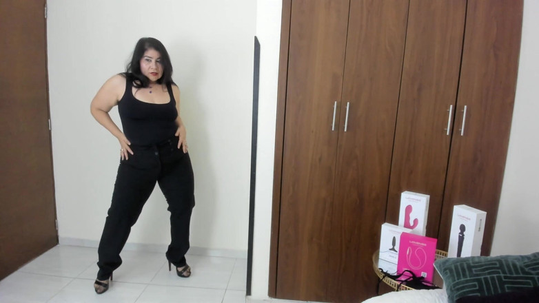 Kira Geiner: Pertunjukan seks MILF