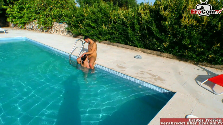 EroCom: Deutsche urlauber haben heißen sex am und im pool