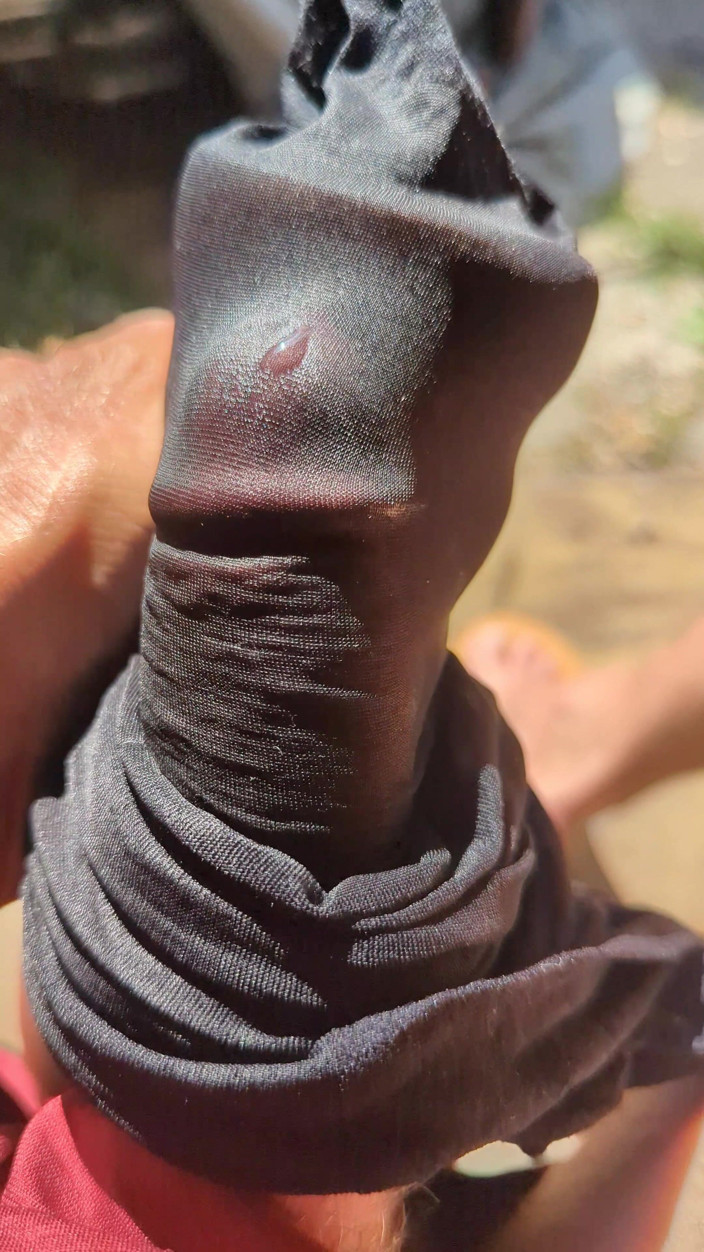 Pantyhose Jasmine: 穿着连裤袜抚摸我的鸡巴