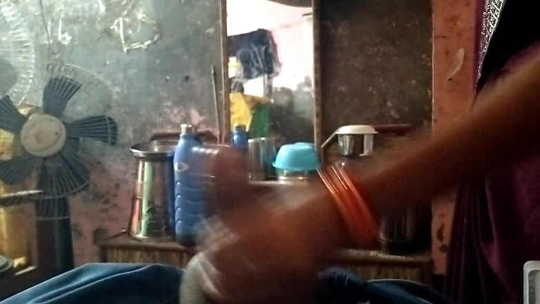 hotsimran70: Simran erstes video von masturbieren mit ihrem freund