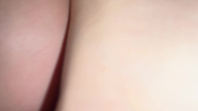 Friend4fuck: Sexy teenagerka tvrdě ošukaná / Fackování / Orgasmus teenagerky / Masky