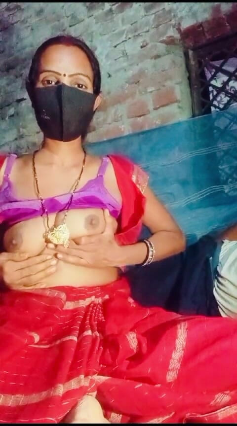RadhaDevi: Hintli kadın ilk anal video