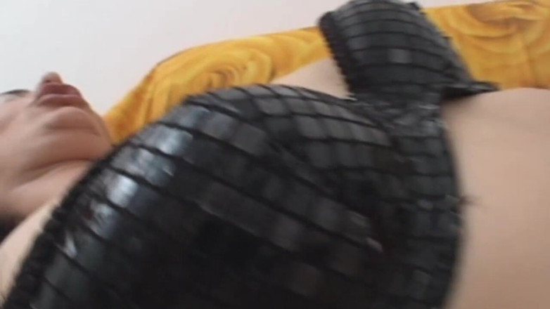 My porn family: kaale moza men hot kaale baal vaali chodne laayak mammi...