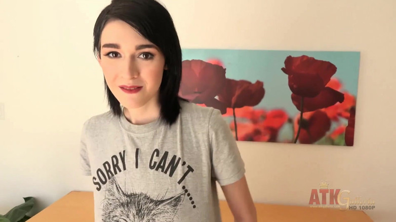 ATKIngdom Fans: Bavardage avec Ivy Aura