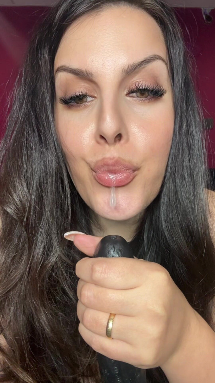 Young_strawberry: 撸管指挥大黑：我会如何挑逗你