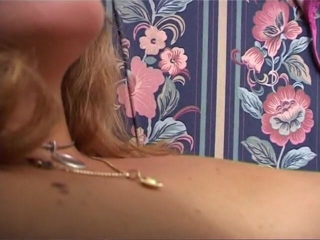 Real Home Made: Amateur hot porn video for a teen