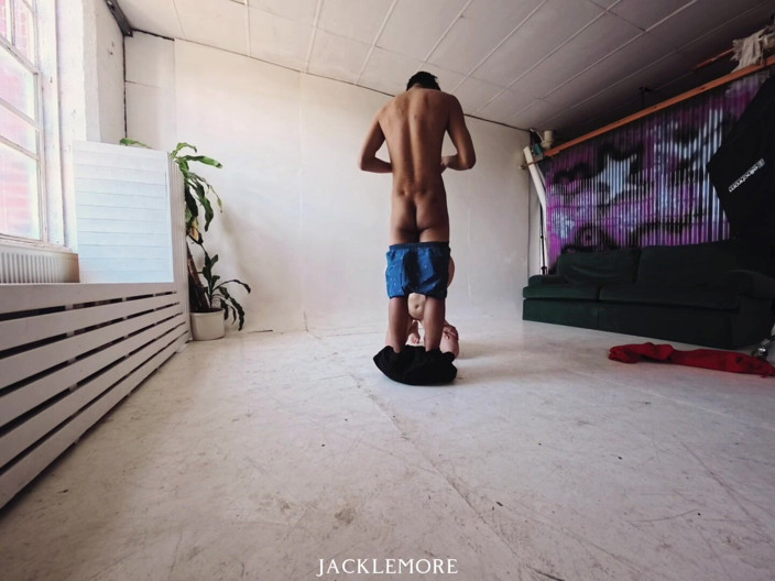 Jacklemore: Bts Studio Fuck Session z Dolly Love