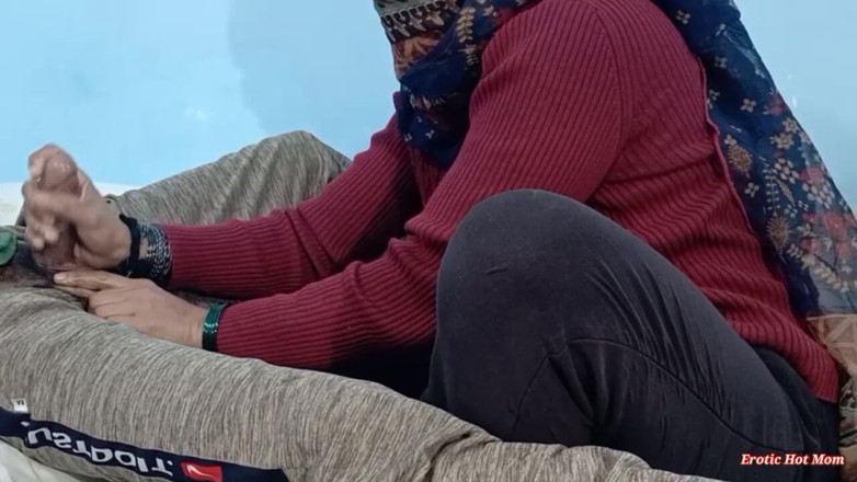 Netu: Indiana masturba cunhado com uma punheta muito boa