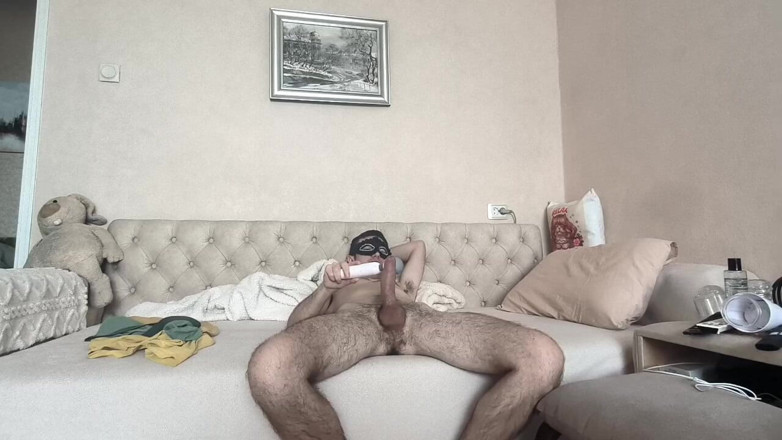 webcamboy98: Séance de sperme avec vibromasseur