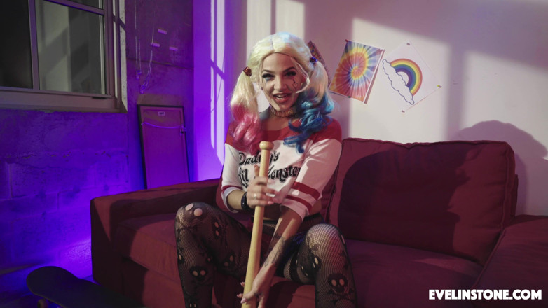 Evelin Stone: Harley Quinn Sph PAWG JOI