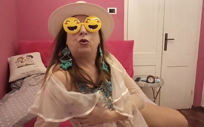 Veronica Rossi: Nové sexy erotické video pro moje sluttiest fanoušky