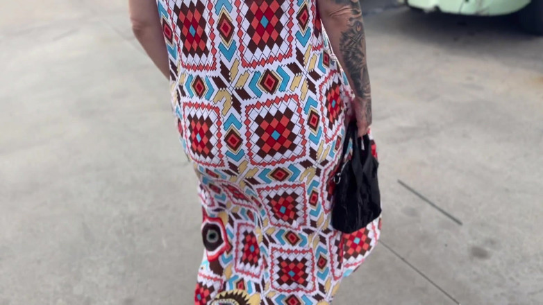 Couple dna: Unveröffentlichung, eine dame im supermarkt hat eine fahrt von einem...
