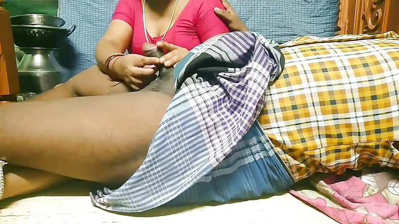 Priyanka314: 선생님과 섹스하는 마을 여대생