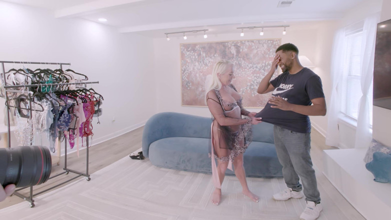 Darrenblazeent: Une séance photo avec Taylor devenu coquin
