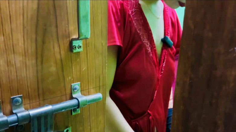 video_zone_bangla: When My Sexy Bowdhi Changes Her Clothes and I Secretly...
