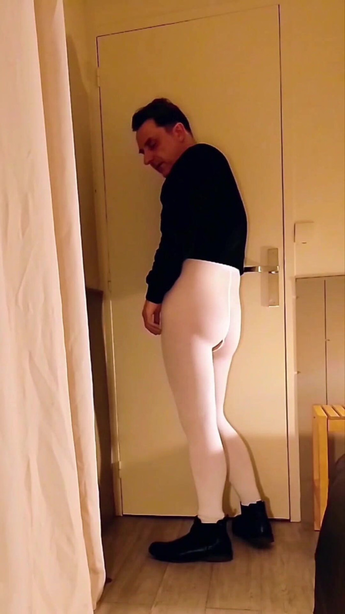 Joy Stardust: Kuk strök och anallek i öppen vit strumpbyxor
