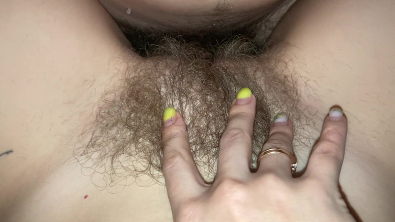 Hairy couple: Волохата пара дуже крупним планом трахається