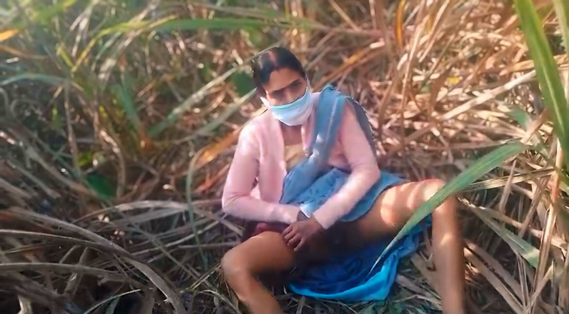 RadhaDevi: Dorf Bhabhi Fingersatz Zuckerrohr