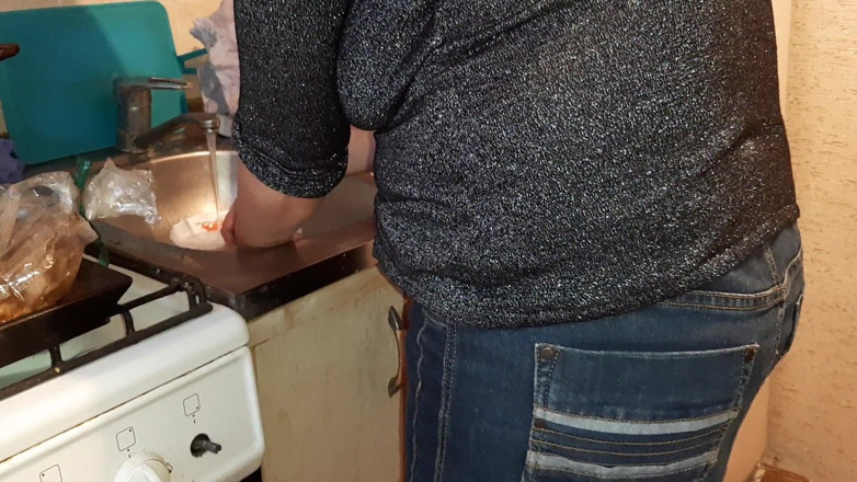 Lesbian-illusion: I Masturbate Riskily and Secretly so That My Stepmom Doesn't...