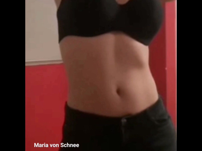 Maria Von Schnee: Strippning 1