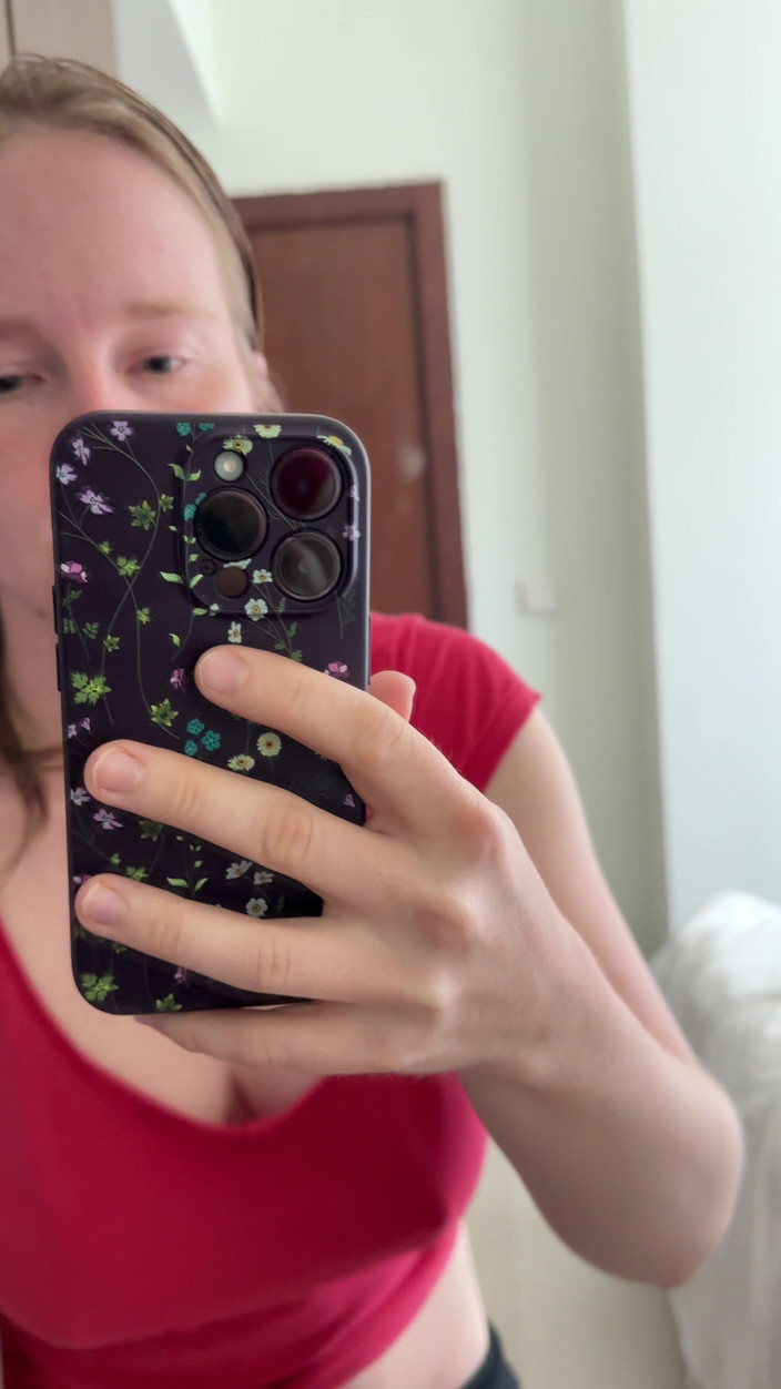 SweetLucy96: Rubia guapa con tetas grandes