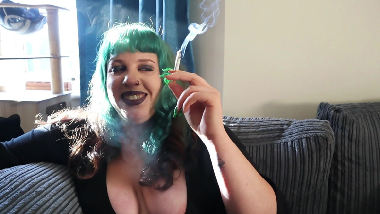 Goddess Kinx: Výdechy z nosu