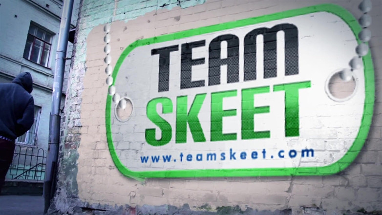 Team Skeet: Söt nördig tonåring ger sin passande tränare en het avsugning