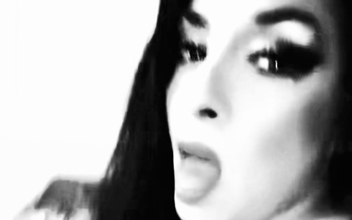 Mia 69: stanon par thappar maarna