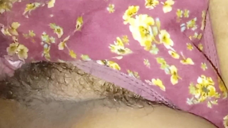 Bengaliauntykichut: 37 Sal Ki Padosi Bhabhi Ko Raat Mein Jakar Chudai...