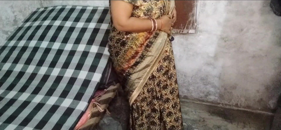 Yourgeeta8899: Adik iparnya yang cantik dikongkek oleh abang iparnya untuk beberapa...