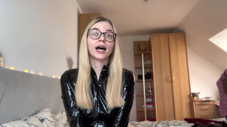 Goddess_Bella_Rae: Ti senti male a essere una beta? Questo video è per...