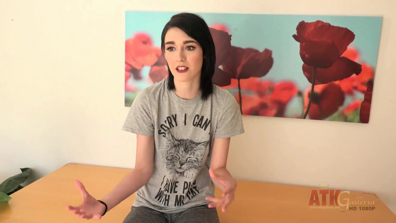 ATKIngdom Fans: Bavardage avec Ivy Aura
