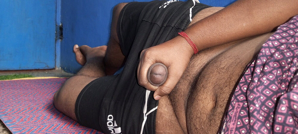 Sweet Indian cock: Ik ben anaal neuken met geolied poesje in mijn huis,...
