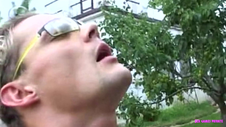 Czech Pornzone: Pesta seks taman bi-maxx, vol.3
