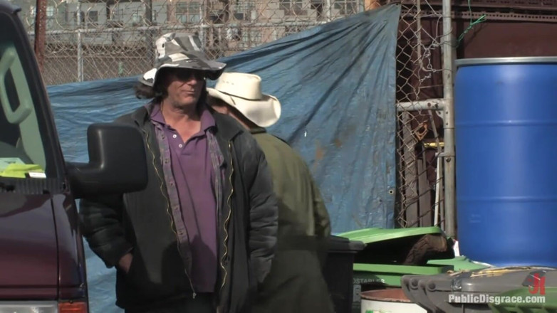 Public Disgrace by Kink: Julie Night se fait fister et baiser dans le junkyard