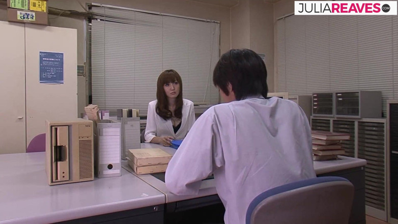 JapaneseAmateur: Збуджена дівчина смокче величезний член, а потім катається на ньому до камшоту в рот
