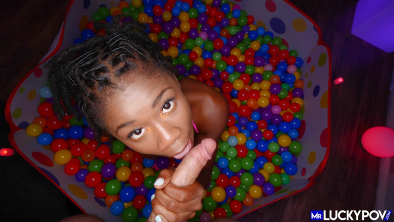Mr.Lucky POV: Hazel Grace drenaje completo de bolas