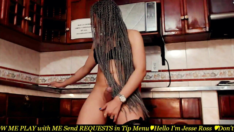 JessieRoss: Incredibile spettacolo di cb nella mia cucina