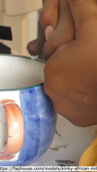 Servir Té Con Leche