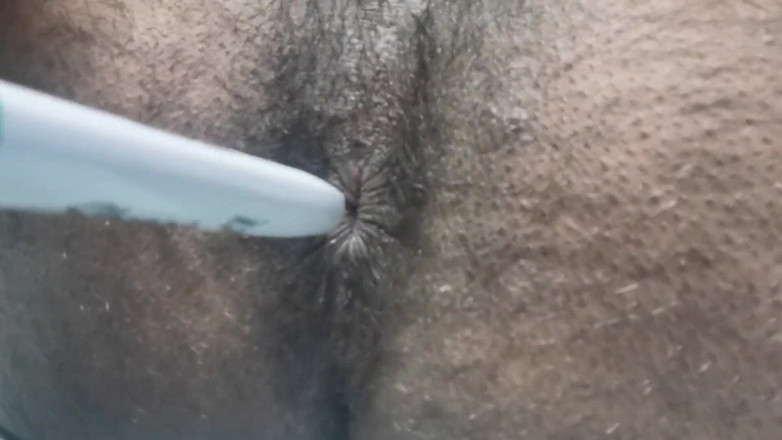 BaljeetNaked: Mega Sharpie está en mi culo